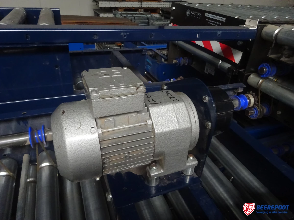 Aangedreven rollenbaan